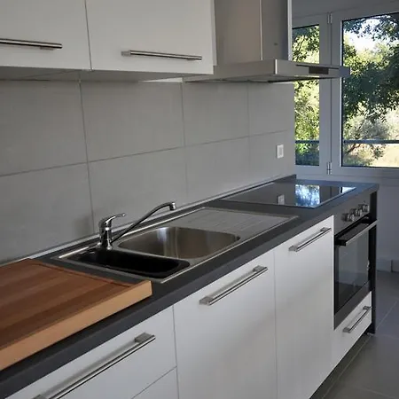 Apartment Marat